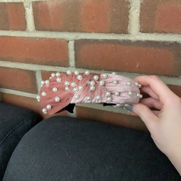Knotted Pearl Headband - Pink NWOT - Picture 2 of 2